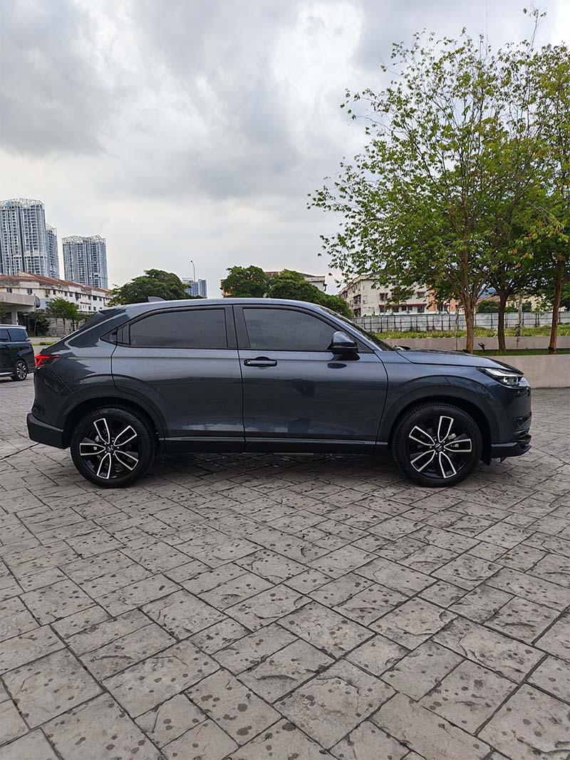 sentapcarrental-car-hrv-grey-06