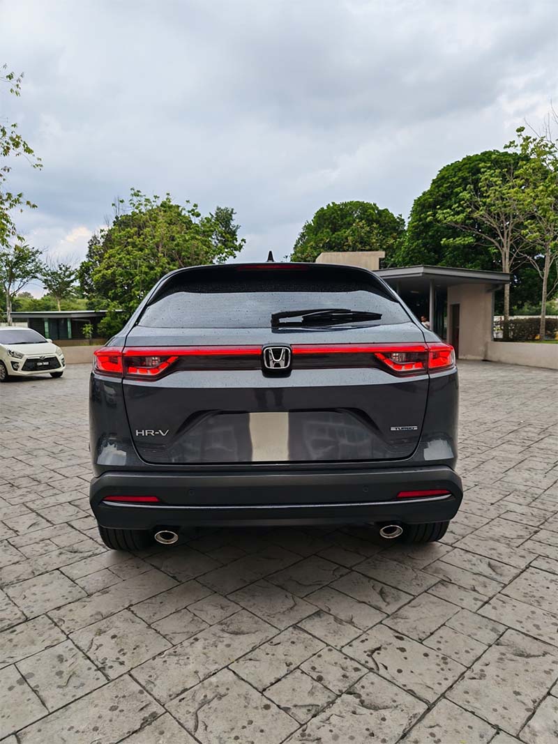 sentapcarrental-car-hrv-grey-08