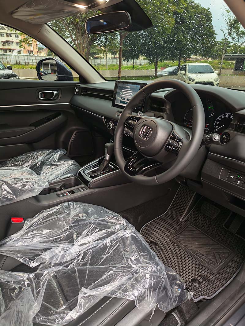 sentapcarrental-car-hrv-grey-09