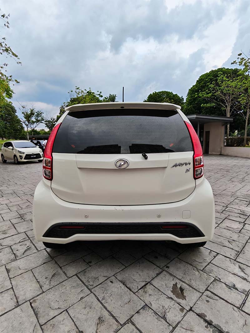 sentapcarrental-car-myvi-putih-05